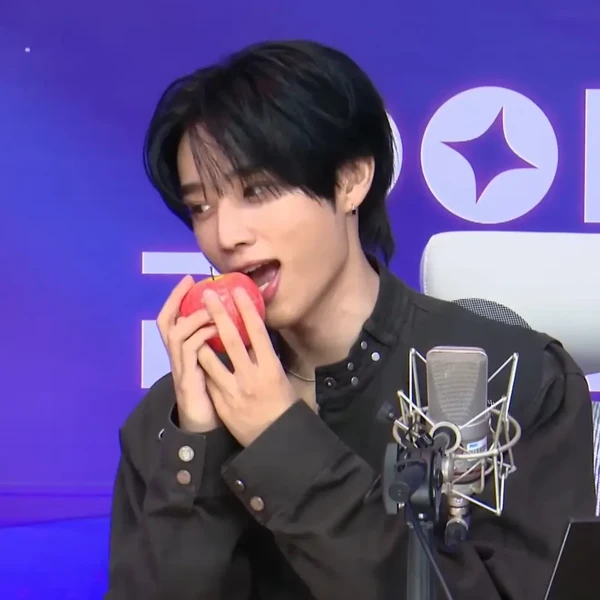 Today's Most Loved Sunwoo (THE BOYZ)