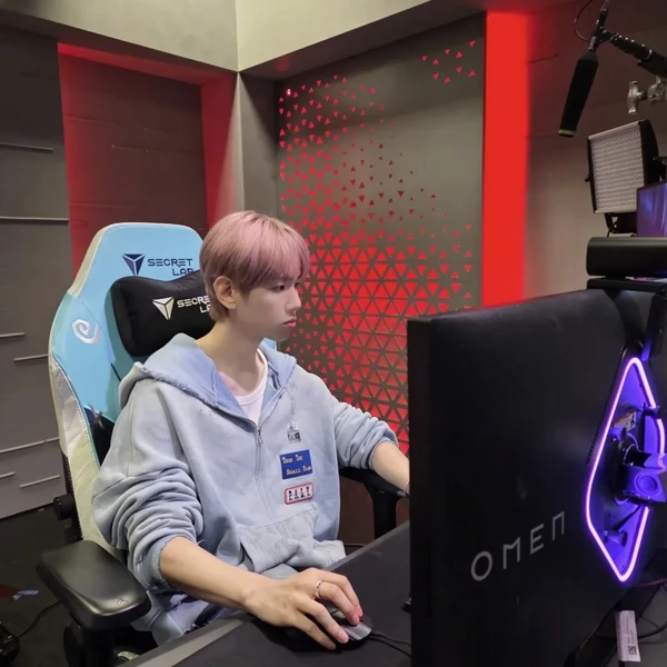 Today's Most Loved Baekhyun (EXO)