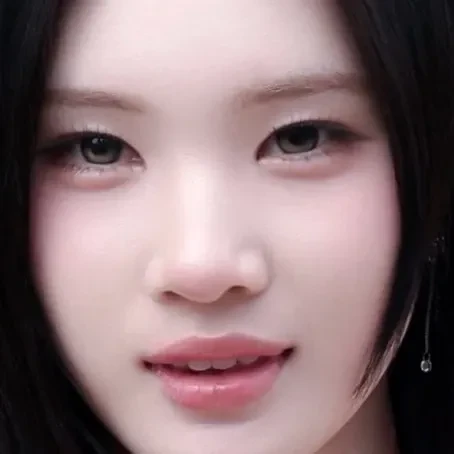 Today's Most Loved Juun (Hearts2Hearts)