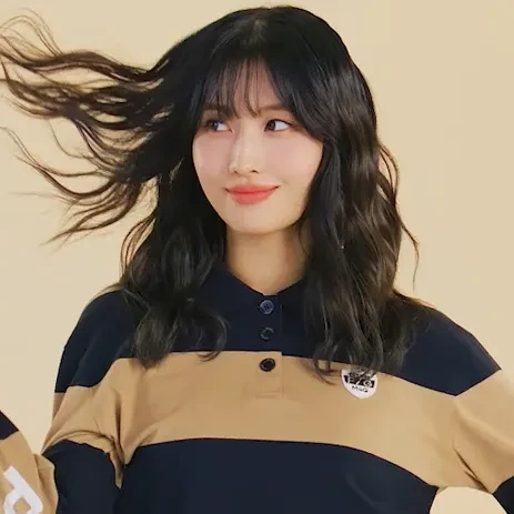 Today's Most Loved Momo (TWICE)
