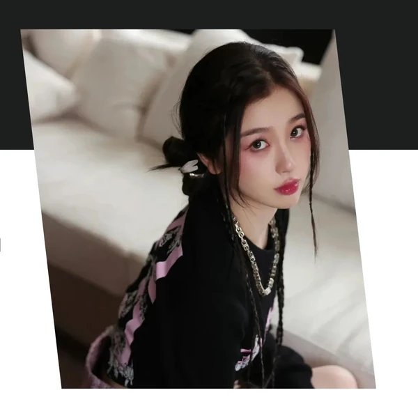 Today's Most Loved Esther Yu