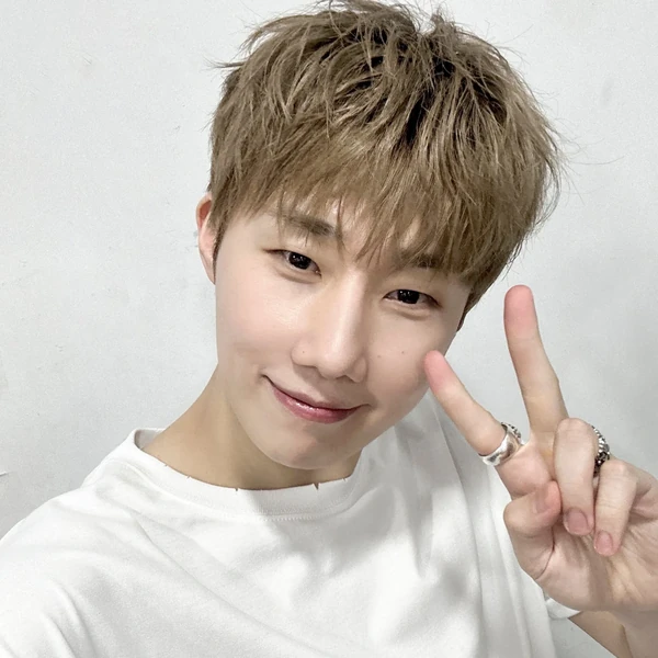 Today's Most Loved Sungkyu (INFINITE)