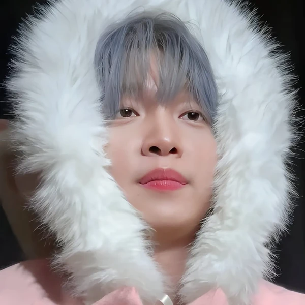 Top Photo Full of Jeong Sewoon Love