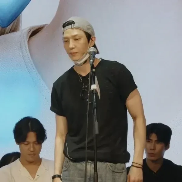 Today's Most Loved LEO (VIXX)