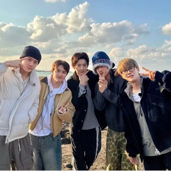 Top Photo Full of EXO Love