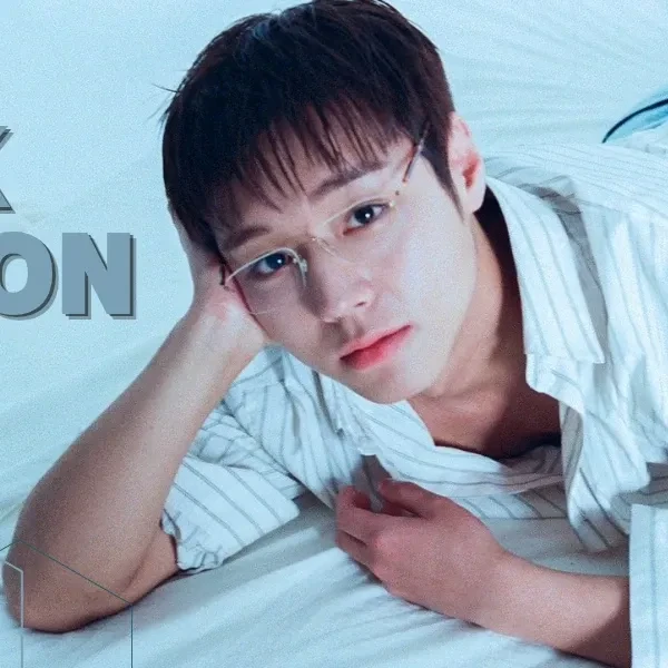Foto Populer Penuh Cinta untuk Park Jihoon