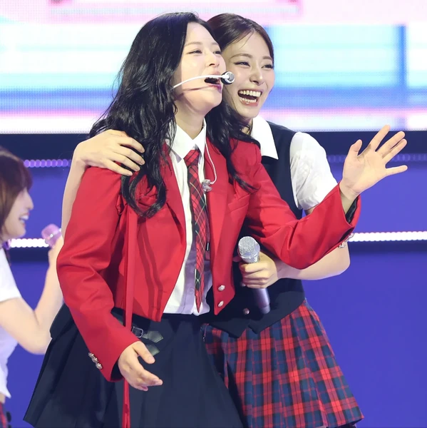 Top Photo Full of TWICE Love