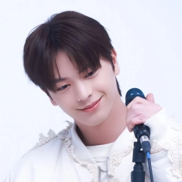Today's Most Loved Yook Sungjae (BTOB)