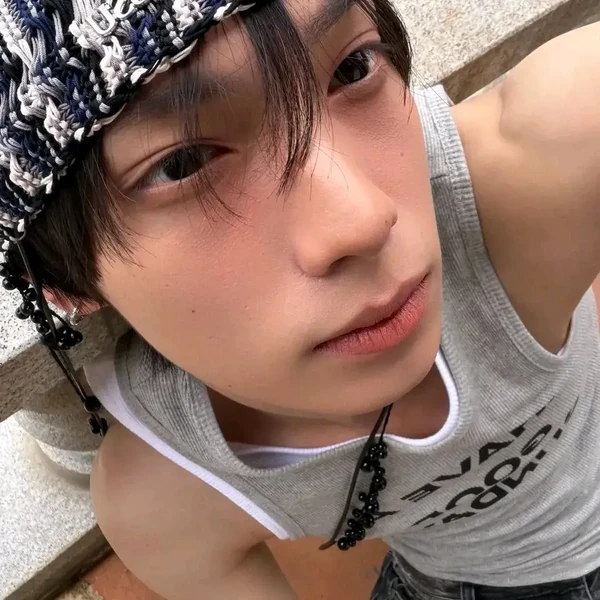 Top Photo Full of Chuei Liyu (FLARE U) Love