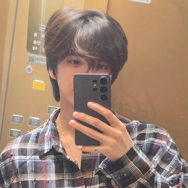Today's Most Loved Younghoon (THE BOYZ)