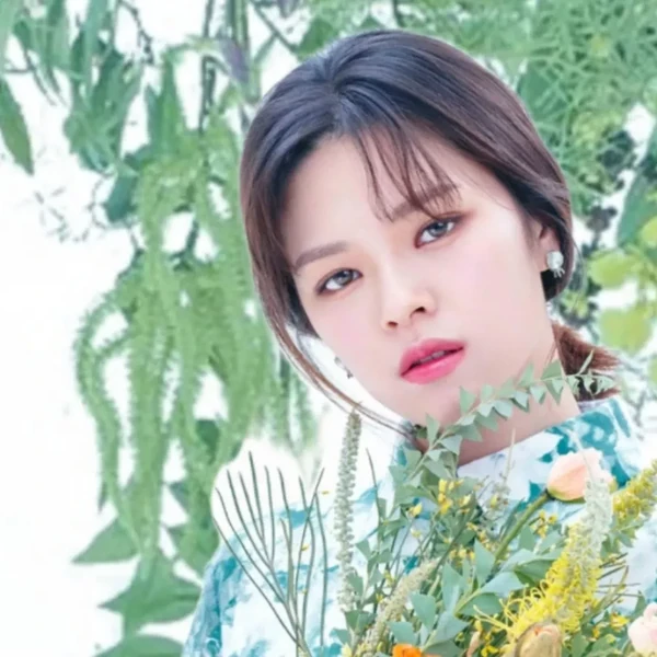 정연 (TWICE) 팬심 가득한 인기 사진