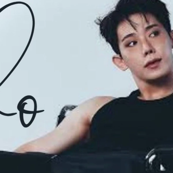 Most popular banner post of Wonho in the community