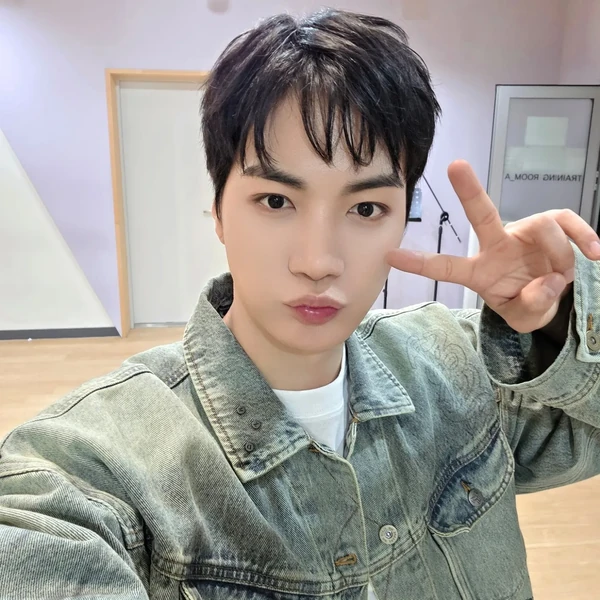 Fans' Pick: Best Moment of Kim Jonghyeon