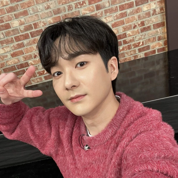 Fans' Pick: Best Moment of Aron