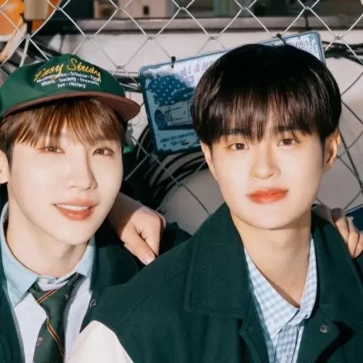 Top Photo Full of AB6IX Love