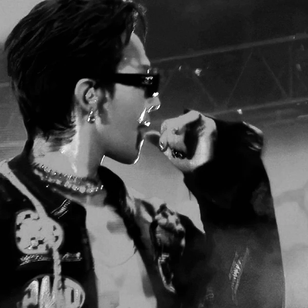 粉丝票选的G-DRAGON (BIGBANG)最佳瞬间