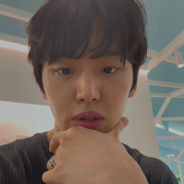 Top Photo Full of Hongseok (PENTAGON) Love