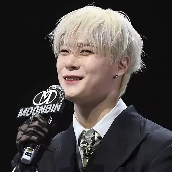 ASTRO ムンビン ファンダムコミュニティ │ KPOP人気No.1アプリ 最愛ドル