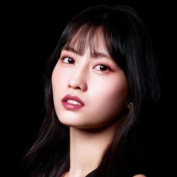 TWICE Momo Fandom Community │ No.1 KPOP App CHOEAEDOL