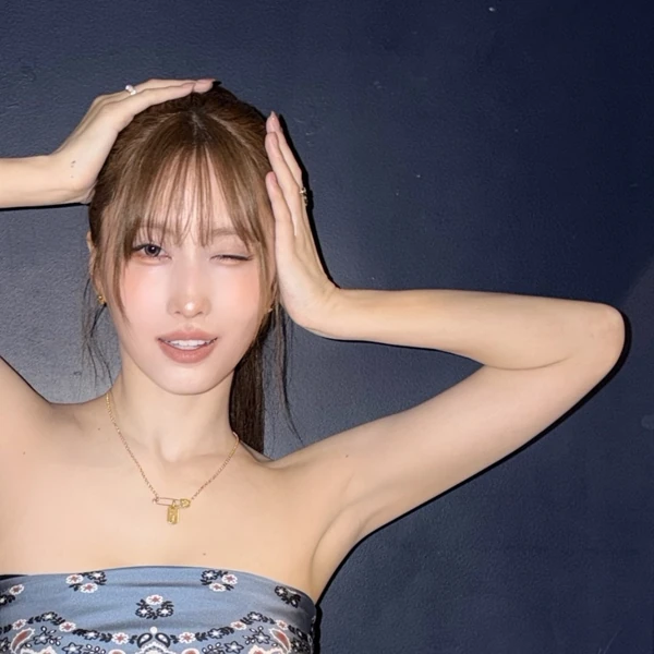 もも**ページ2点 TWICE Momo Fandom Community │ No.1 KPOP App CHOEAEDOL