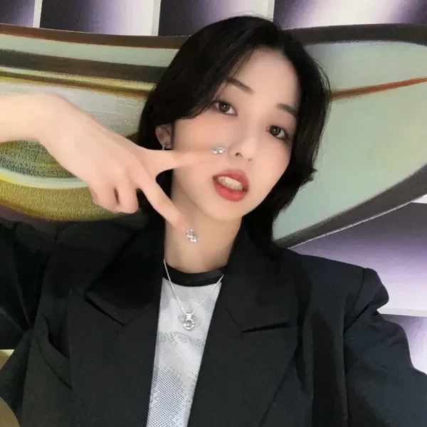 IS:SUE 田中優希 ファンダムコミュニティ │ KPOP人気No.1アプリ 最愛ドル