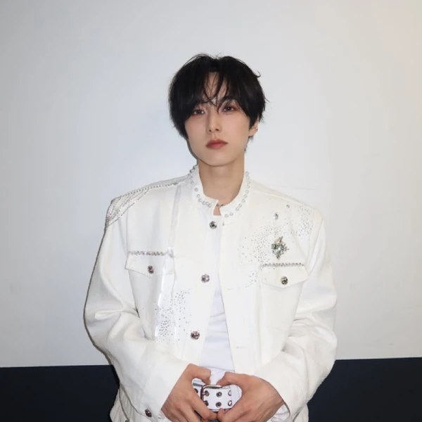 INI Ozaki Takumi Fandom Community │ No.1 KPOP App CHOEAEDOL