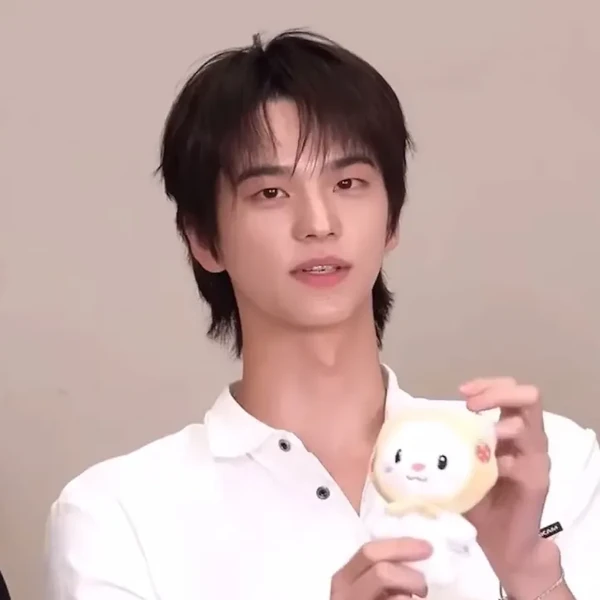 TWS シニュ ファンダムコミュニティ │ KPOP人気No.1アプリ 最愛ドル